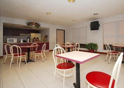 Texas Inn 할링겐 레스토랑 사진